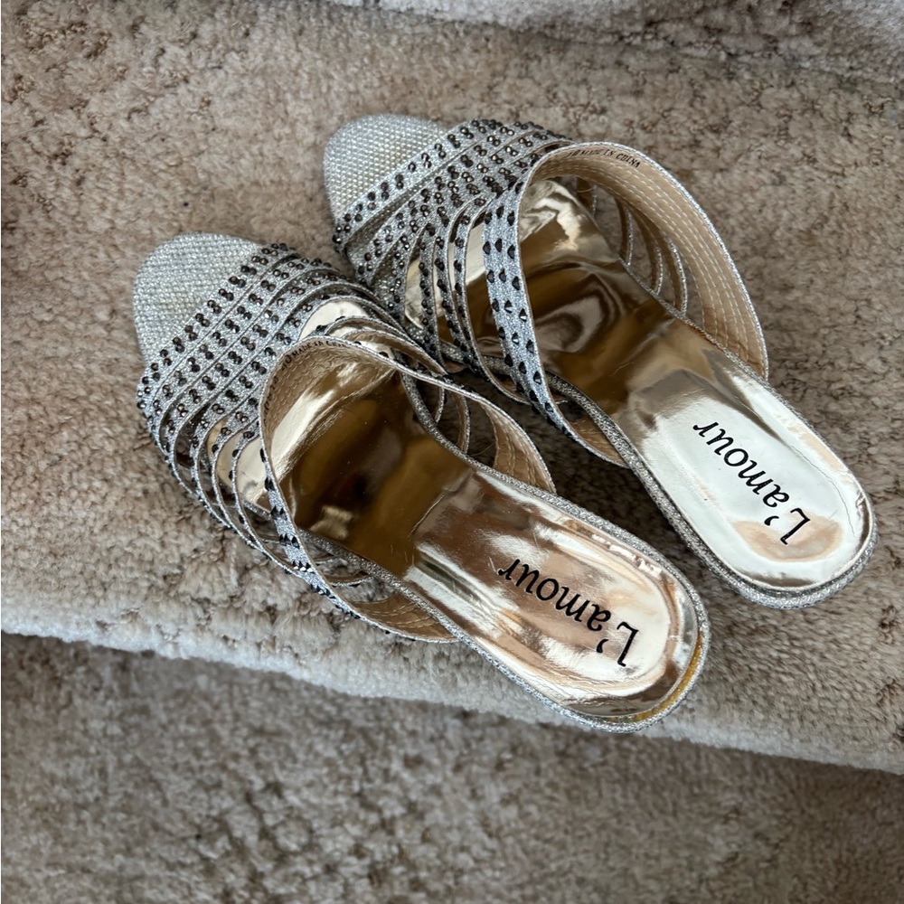 L’AMOUR SILVER RHINESTONE STRAP SANDALS